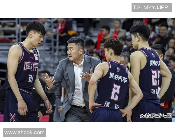 CBA激战山东队迎战南京同曦队争夺季后赛席位精彩对决即将上演